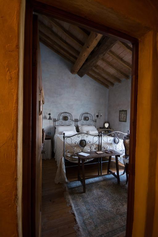 Locanda Dei Melograni Gossolengo Exterior foto